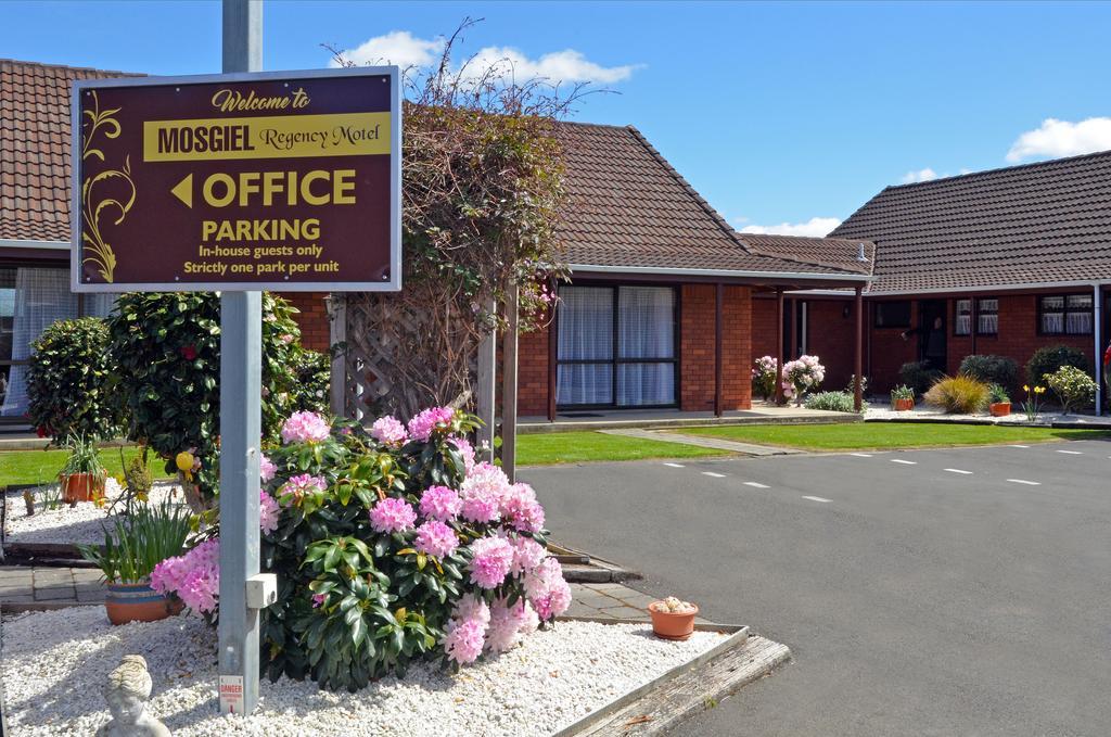 Mosgiel Regency Motel Kültér fotó